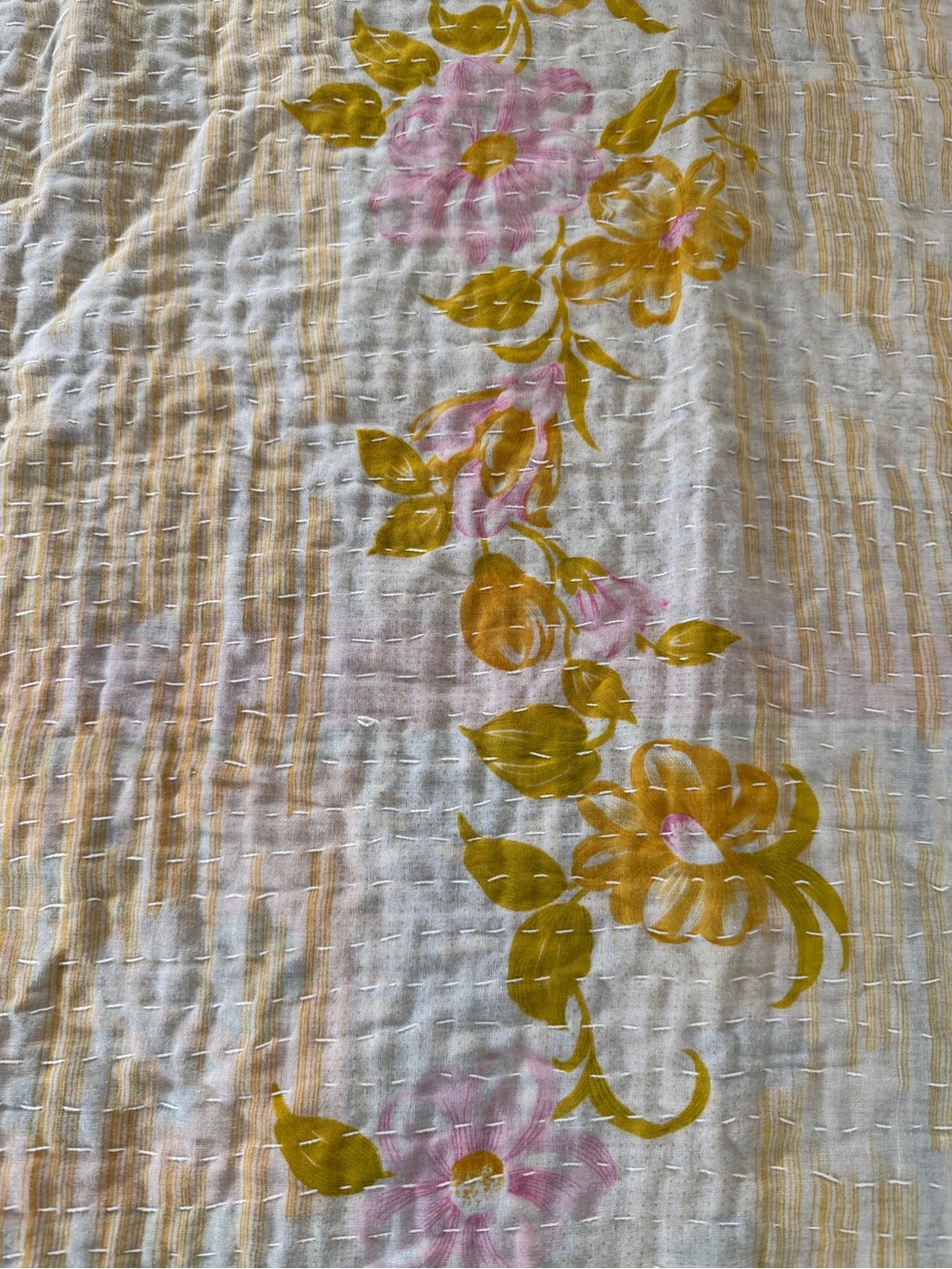 Pastel Floral Kantha Blanket Throw - Picture 8 of 14